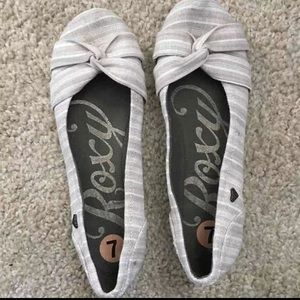 Tan Roxy ballet flats size 7